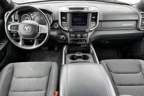 Bright White Clearcoat 2020 RAM 1500 Big Horn