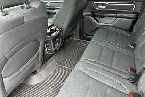 Bright White Clearcoat 2020 RAM 1500 Big Horn