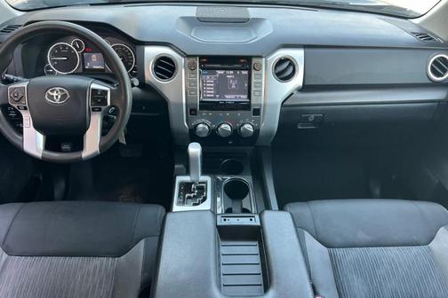 2014 Toyota Tundra SR5