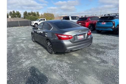 2017 Nissan Altima 2.5 SV