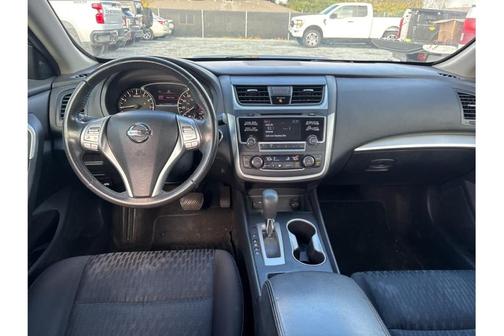 2017 Nissan Altima 2.5 SV