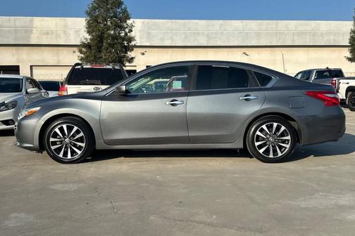 2017 Nissan Altima 2.5 SV