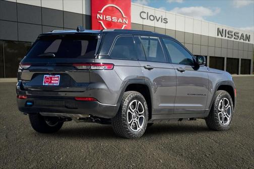 2023 Jeep Grand Cherokee 4xe Trailhawk