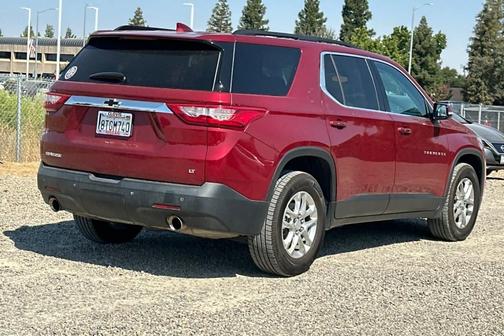 2020 Chevrolet Traverse LT Leather