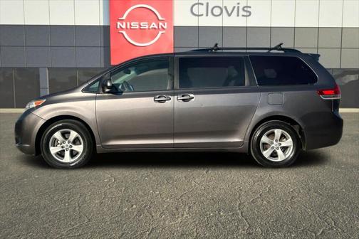 2014 Toyota Sienna LE
