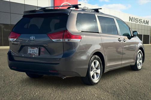 2014 Toyota Sienna LE