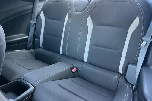 2022 Chevrolet Camaro 1LT