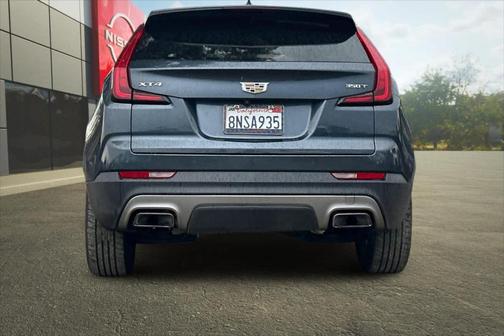 2020 Cadillac XT4 Premium Luxury