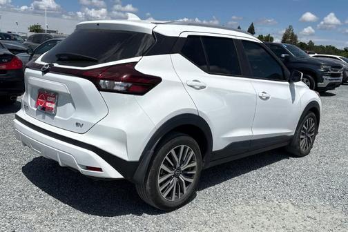 Fresh Powder 2023 Nissan Kicks SV