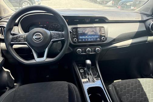 Fresh Powder 2023 Nissan Kicks SV