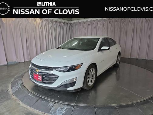 Summit White 2022 Chevrolet Malibu LT