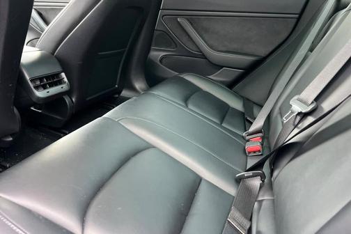 2019 Tesla Model 3 Standard Range