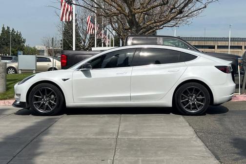 2019 Tesla Model 3 Standard Range