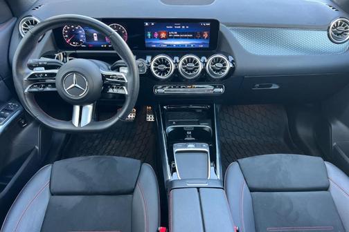 2025 Mercedes-Benz GLA 250 Base 4MATIC