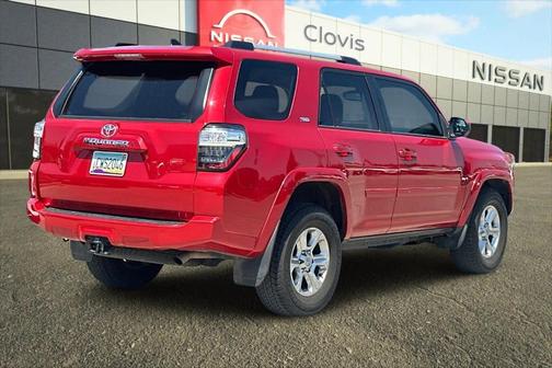 2023 Toyota 4Runner SR5
