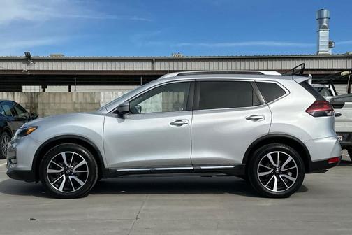 Brilliant Silver Metallic 2020 Nissan Rogue SL