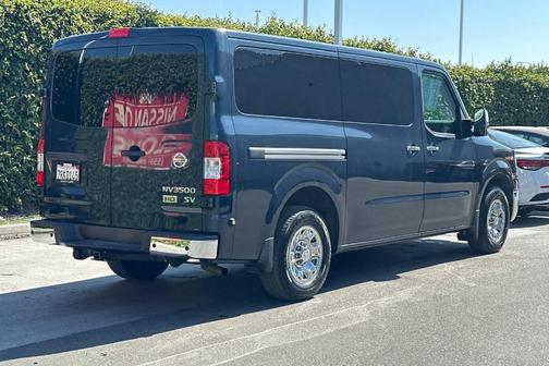 2016 Nissan NV Passenger NV3500 HD SV V6/SV V8