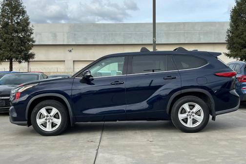 2020 Toyota Highlander LE