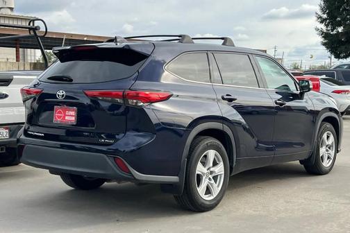 2020 Toyota Highlander LE