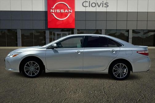 Celestial Silver Metallic 2017 Toyota Camry SE