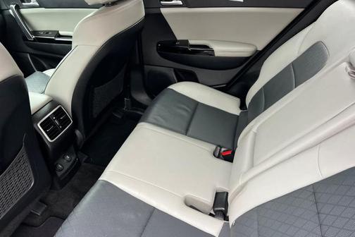 2018 Kia Sportage EX