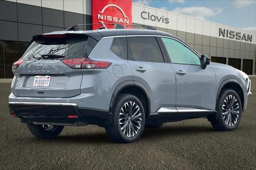 2025 Nissan Rogue Platinum