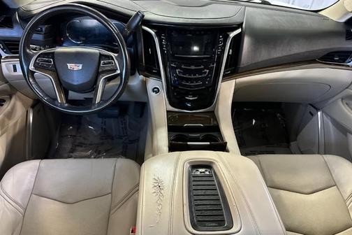Crystal White Tri-Coat 2020 Cadillac Escalade Luxury