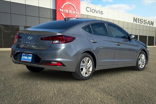 2019 Hyundai ELANTRA SEL