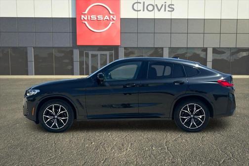 2022 BMW X4 xDrive30i