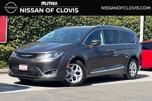 2018 Chrysler Pacifica Touring-L Plus