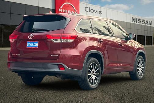 2017 Toyota Highlander SE