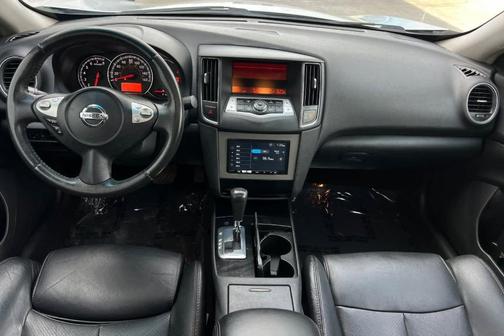 2011 Nissan Maxima SV
