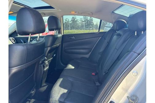 2011 Nissan Maxima SV