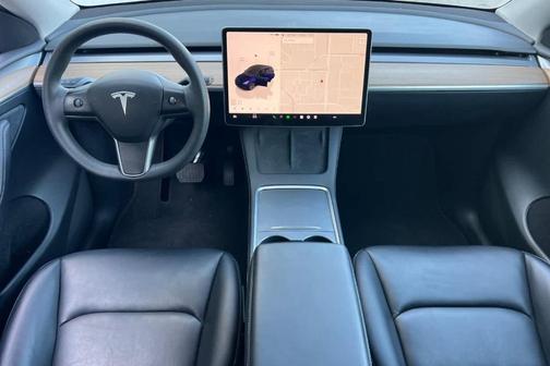 2024 Tesla Model Y Base