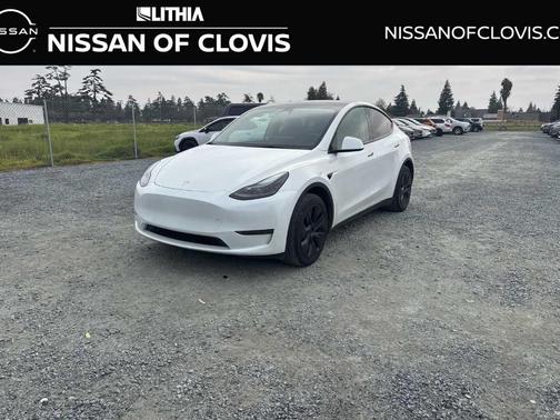 2024 Tesla Model Y Base