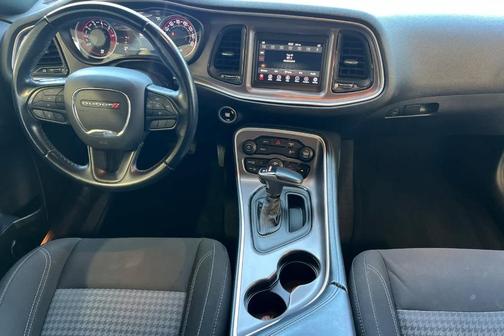 2022 Dodge Challenger SXT