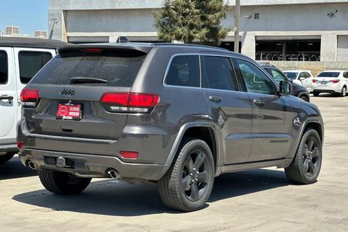 Granite Crystal Clearcoat Metallic 2015 Jeep Grand Cherokee Altitude