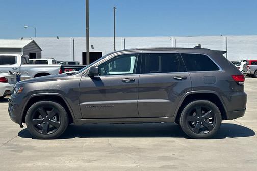 Granite Crystal Clearcoat Metallic 2015 Jeep Grand Cherokee Altitude