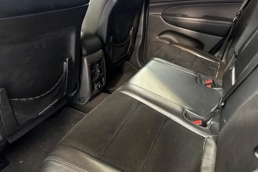 Granite Crystal Clearcoat Metallic 2015 Jeep Grand Cherokee Altitude