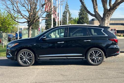 2016 INFINITI QX60 Base