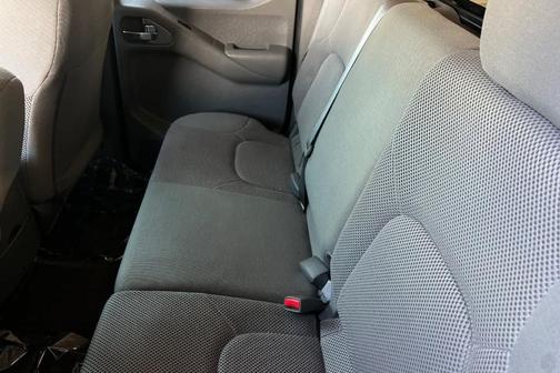 Gun Metallic 2020 Nissan Frontier SV