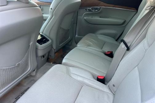 2016 Volvo XC90 T6 Inscription