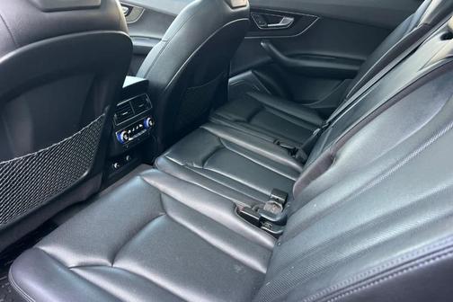 2019 Audi Q7 55 Prestige