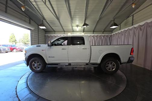 Bright White Clearcoat 2022 RAM 2500 Laramie