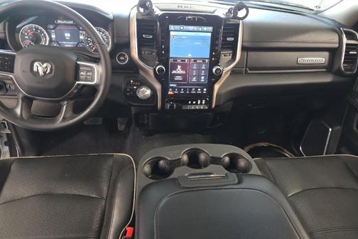 Bright White Clearcoat 2022 RAM 2500 Laramie