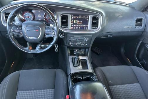 Sinamon Stick 2022 Dodge Charger GT