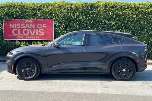 2022 Ford Mustang Mach-E California Route 1