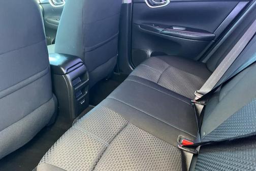 Gun Metallic 2018 Nissan Sentra SR