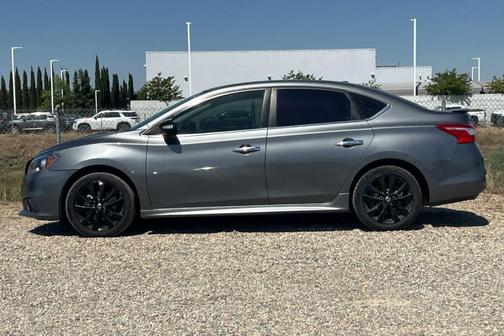 Gun Metallic 2018 Nissan Sentra SR