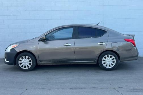 2015 Nissan Versa 1.6 SV